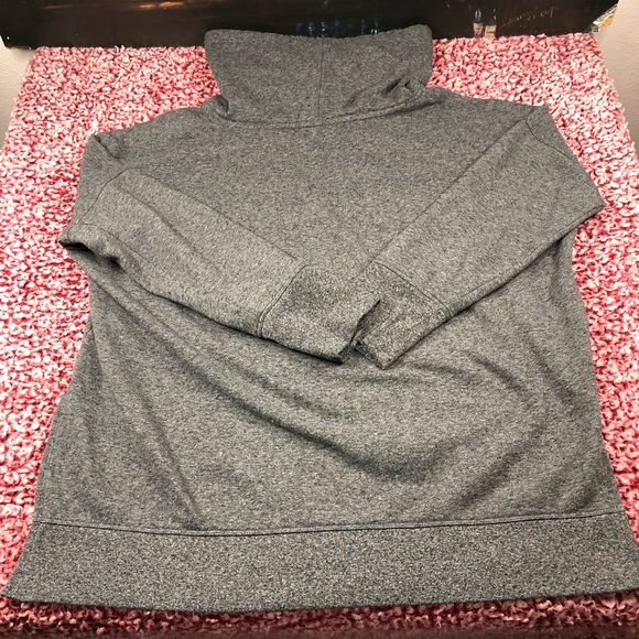 Women’s Calvin Klein Sweater - Picture 6 of 6